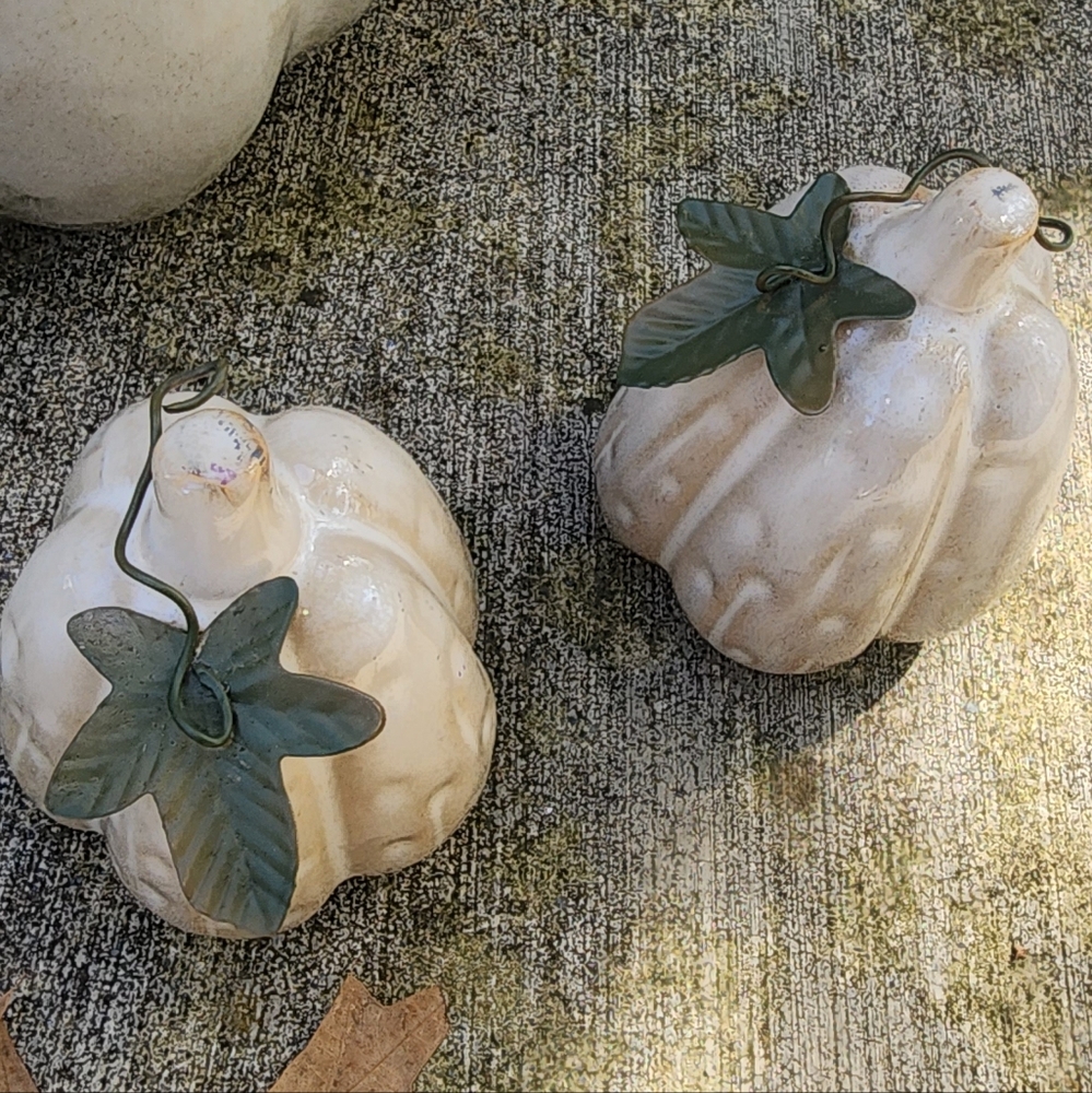 Ceramic Pumpkin Decor Set in Cream - Picture 2 of 6